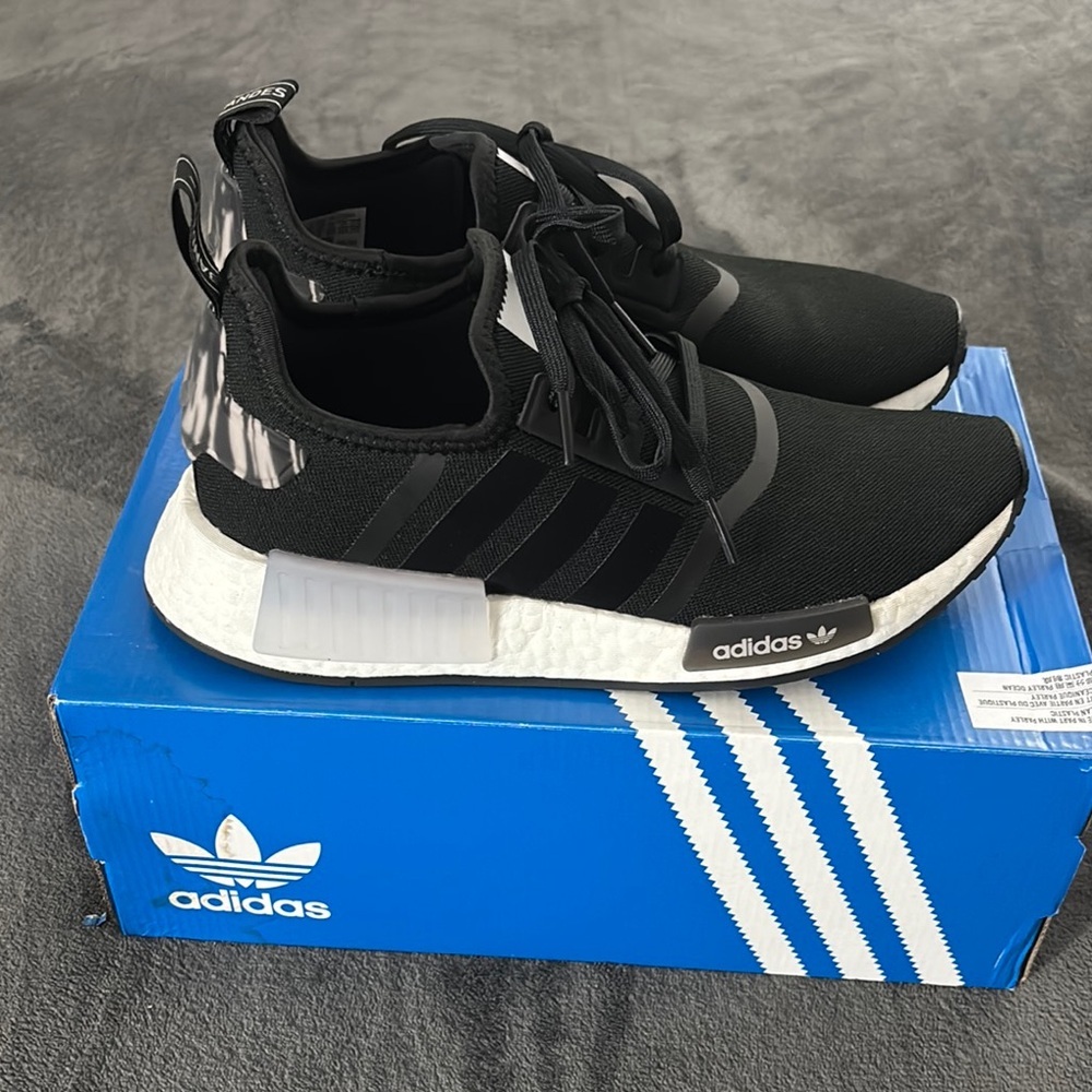 Adidas NMD R1 Black White Zebra Print Stripes Sneakers Mens Running Shoes